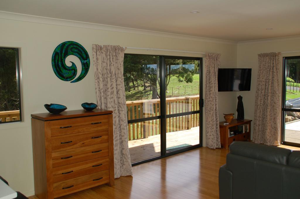 Kohinui Glade Holiday Cottage Parua Bay 外观 照片