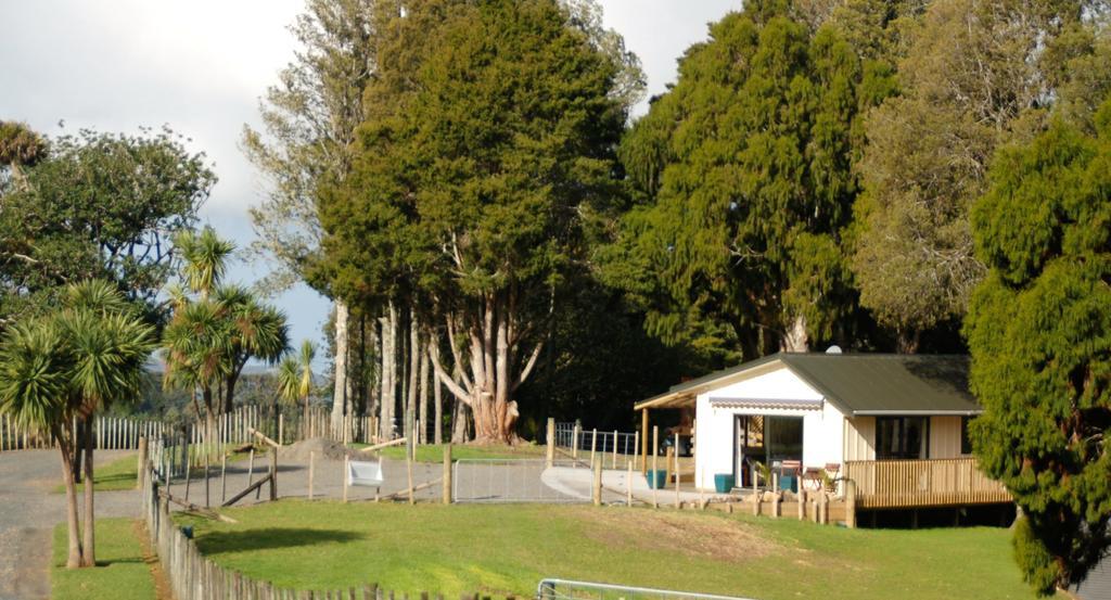 Kohinui Glade Holiday Cottage Parua Bay 外观 照片