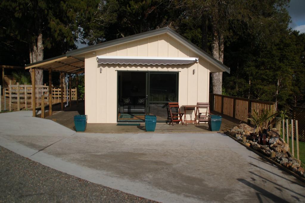 Kohinui Glade Holiday Cottage Parua Bay 外观 照片
